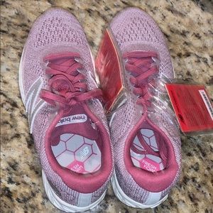 New Balance Sneakers NWT